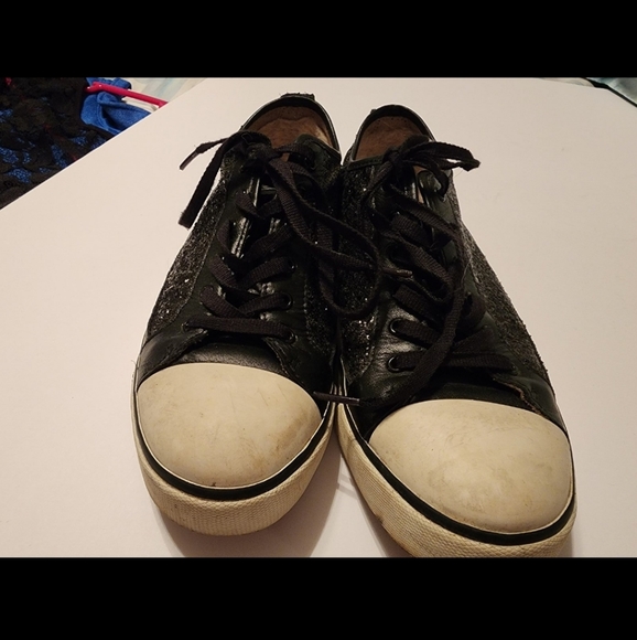 UGG black sparkle shoes size 10 - Picture 3 of 4